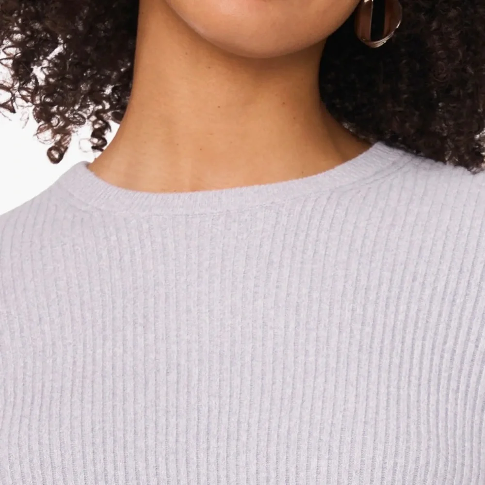 Halogen Light Gray Ribbed Short Sleeved Knit Crewneck Sweater Tag L Fits M/S